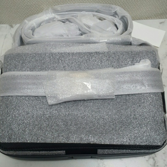 Tory Burch Gemini Link Camera Cross Body Bag - Picture 4 of 7